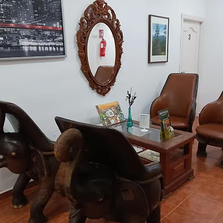 Manantiales فندق توريمولينوس